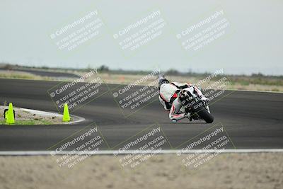 media/Apr-18-2025-TrackDaz (Fri) [[45f5874c44]]/A Group/Session 2 (Turn 10)/